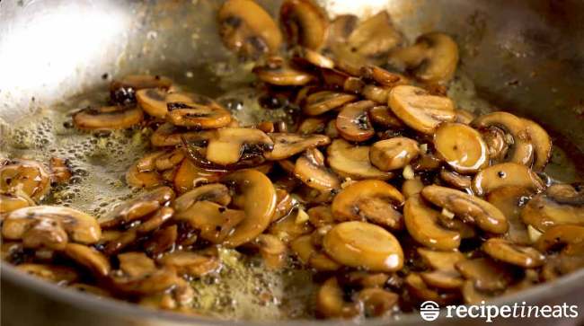 Buttery-garlic-sauteed-mushrooms
